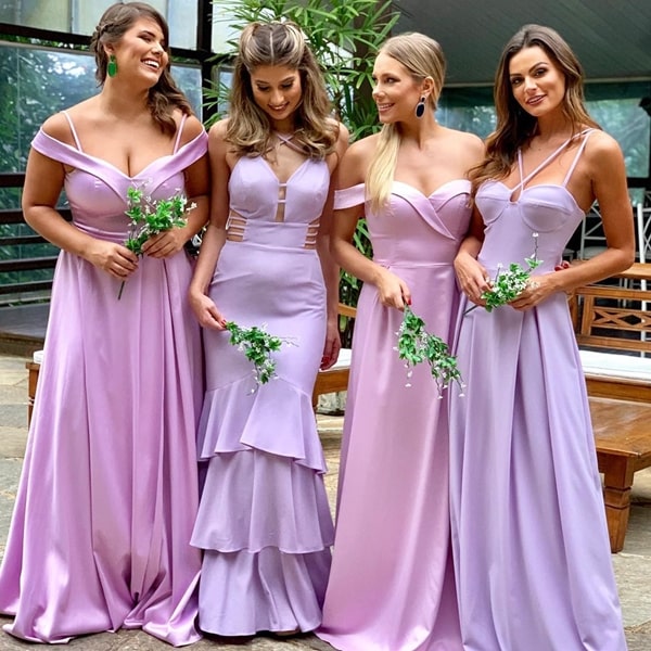 madrinhas de vestidos lavanda e lilás
