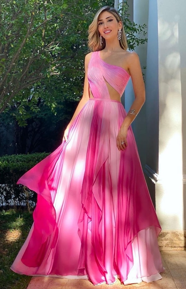 vestido de festa longo degradê pink ao rose. Vestido de uma ombro só com saia em camadas assimétricas