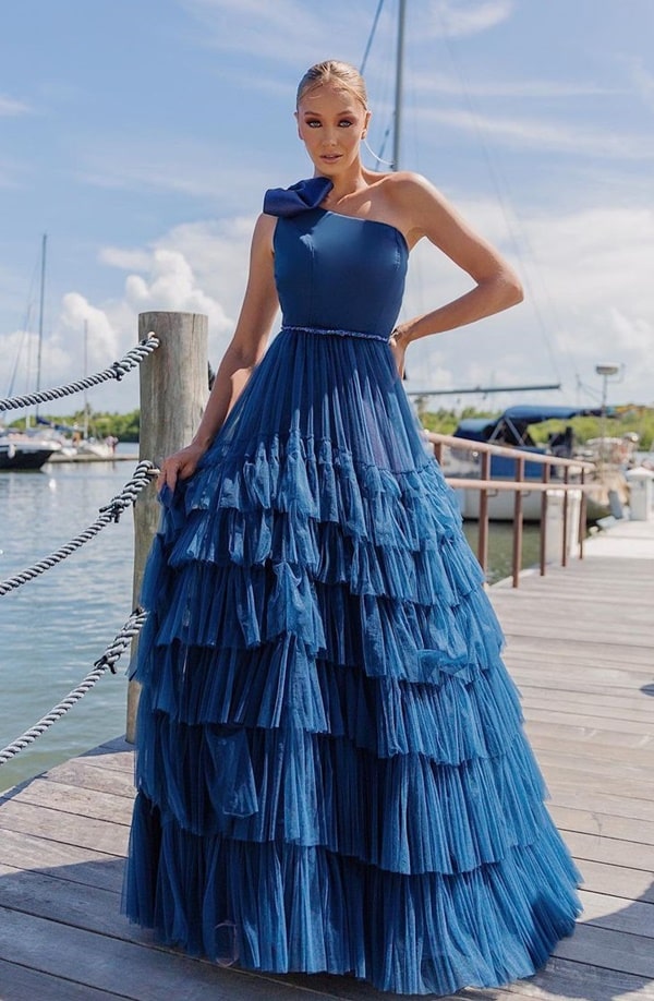 vestido de festa azul marinho madrinha campo